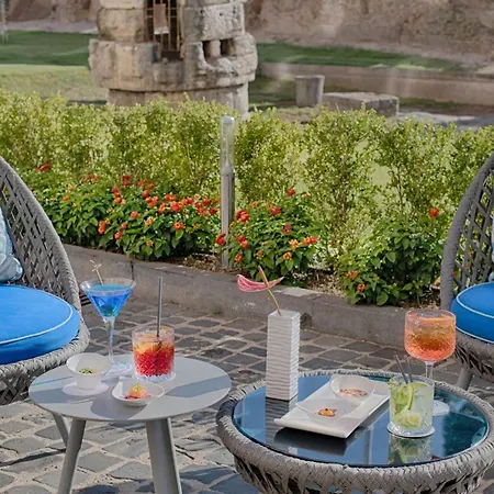 Nh Collection Palazzo Cinquecento Otel 5*