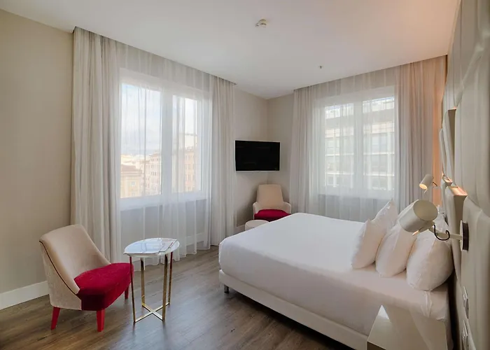 فندق إن إتش كولكشن بالاتسو سينكويتشينتو 5*