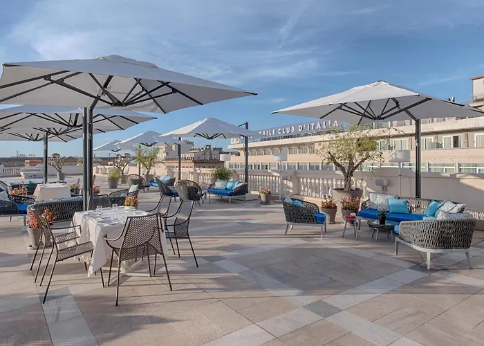 إن إتش كولكشن بالاتسو سينكويتشينتو روما