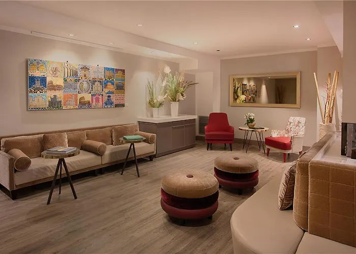 إن إتش كولكشن بالاتسو سينكويتشينتو فندق روما