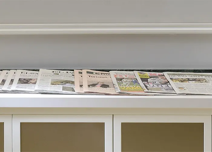 إن إتش كولكشن بالاتسو سينكويتشينتو روما