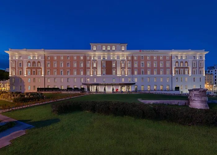 إن إتش كولكشن بالاتسو سينكويتشينتو 5*