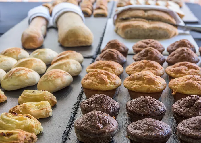 إن إتش كولكشن بالاتسو سينكويتشينتو 5* روما