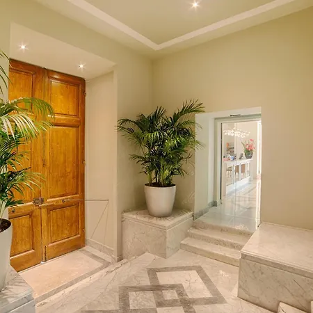 Nh Collection Palazzo Cinquecento Hotel 5*